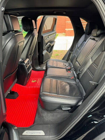 2019 Porsche Cayenne S