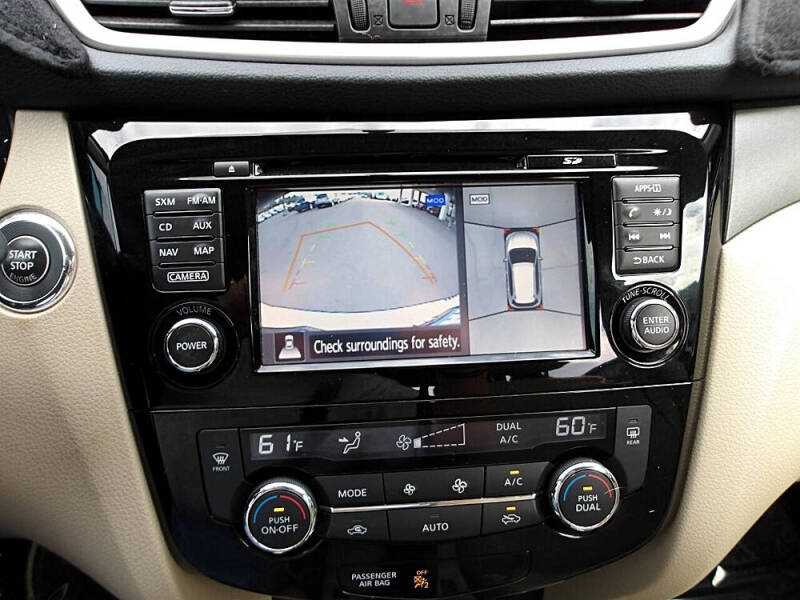 2016 Nissan Rogue SV