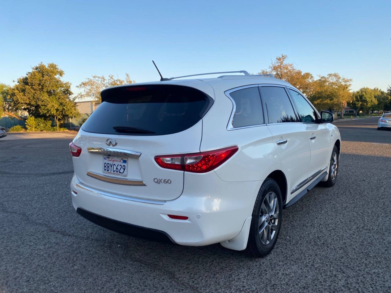 2014 INFINITI QX60 for sale at Kar Auto Sales in Tracy, CA