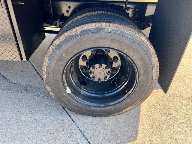 2023 Chevrolet Silverado 6500HD