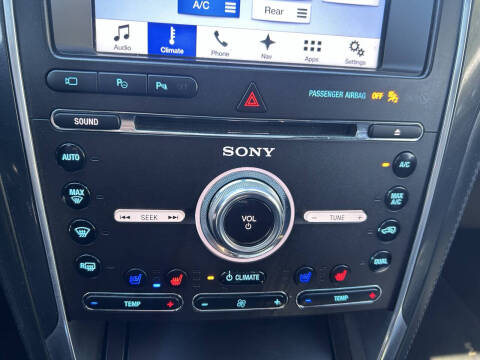 2017 Ford Explorer Platinum