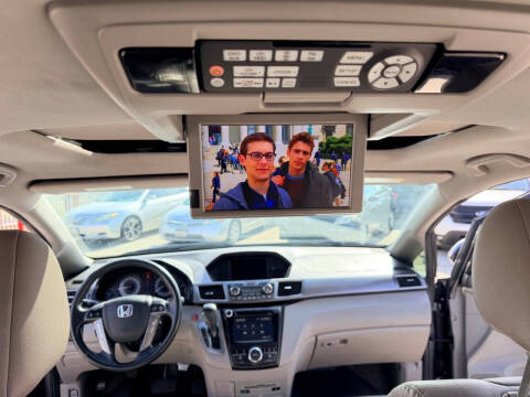 2015 Honda Odyssey Touring Elite