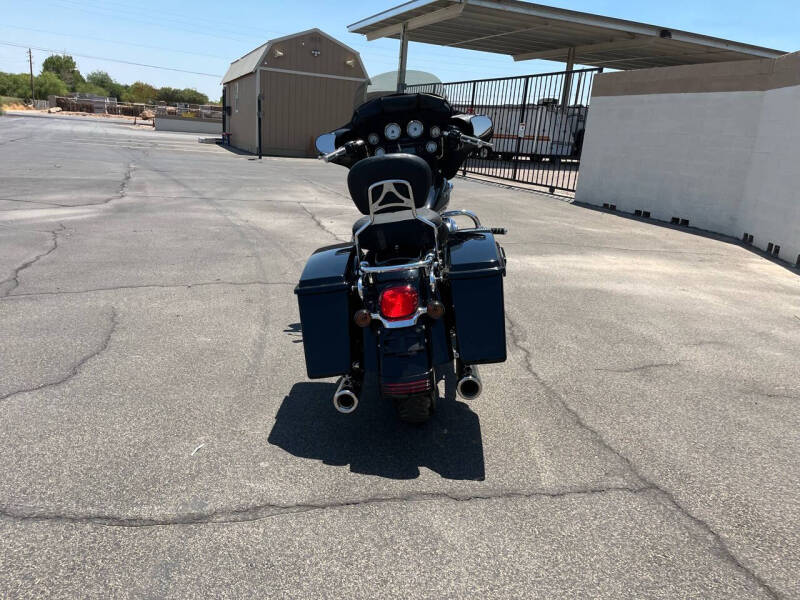 2006 Harley-Davidson FLHXI