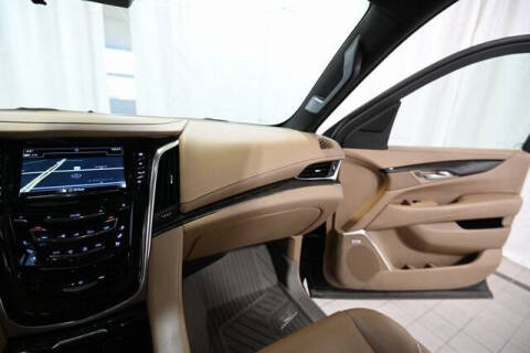 2020 Cadillac Escalade Platinum