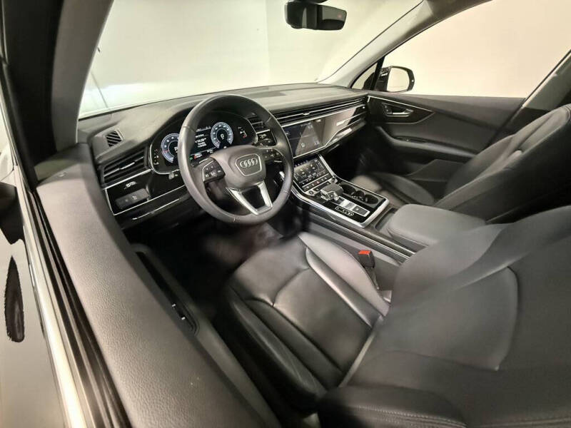 2023 Audi Q7 quattro Premium 45 TFSI