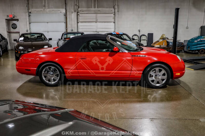 2002 Ford Thunderbird Deluxe