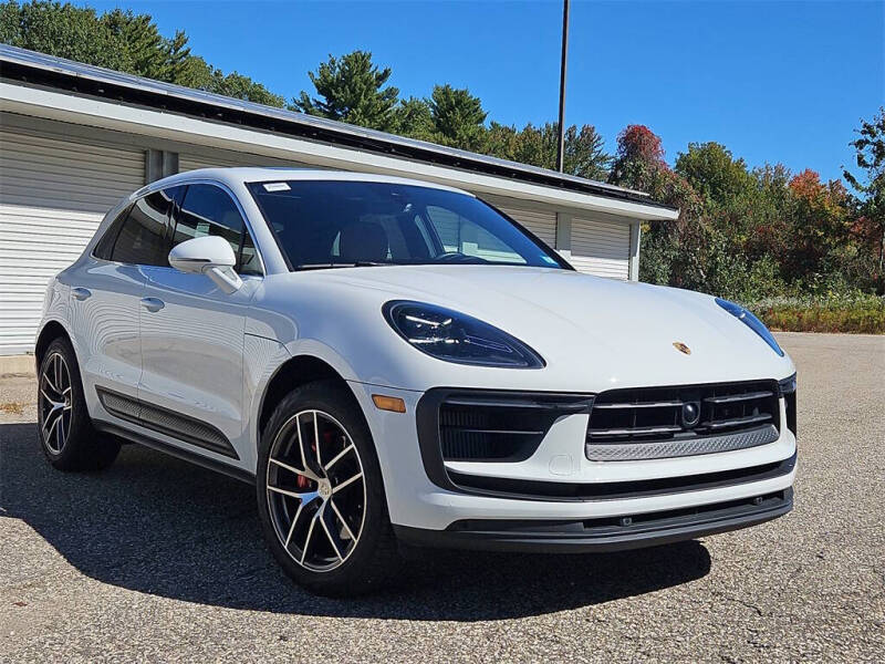 2023 Porsche Macan S