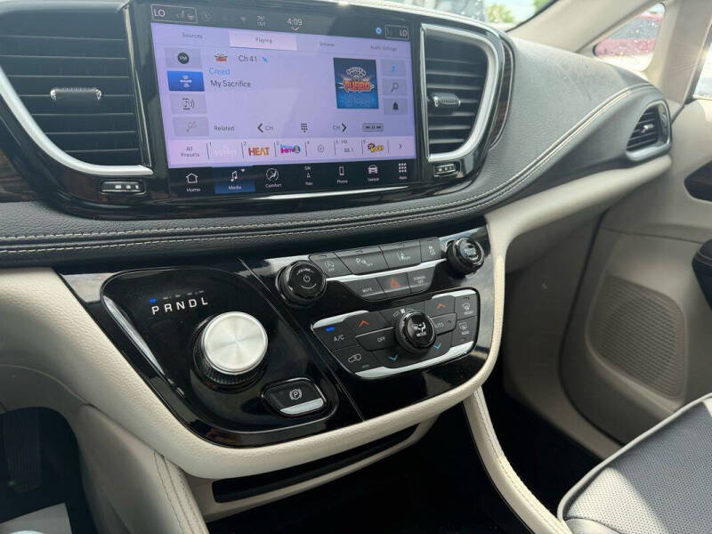 2024 Chrysler Pacifica Limited