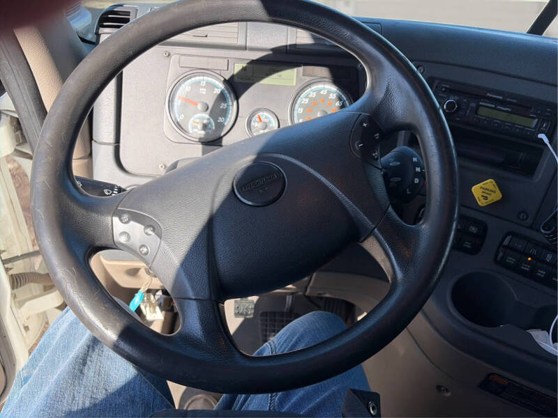 2019 Freightliner Cascadia