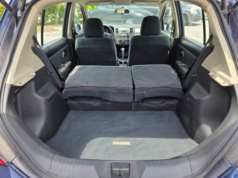 2012 Nissan Versa 1.8 S