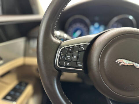 2016 Jaguar XF 35t Premium