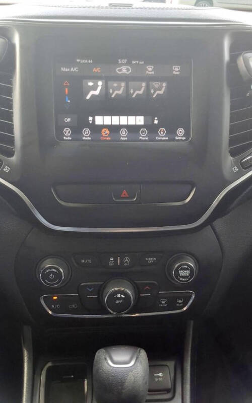 2019 Jeep Cherokee Latitude