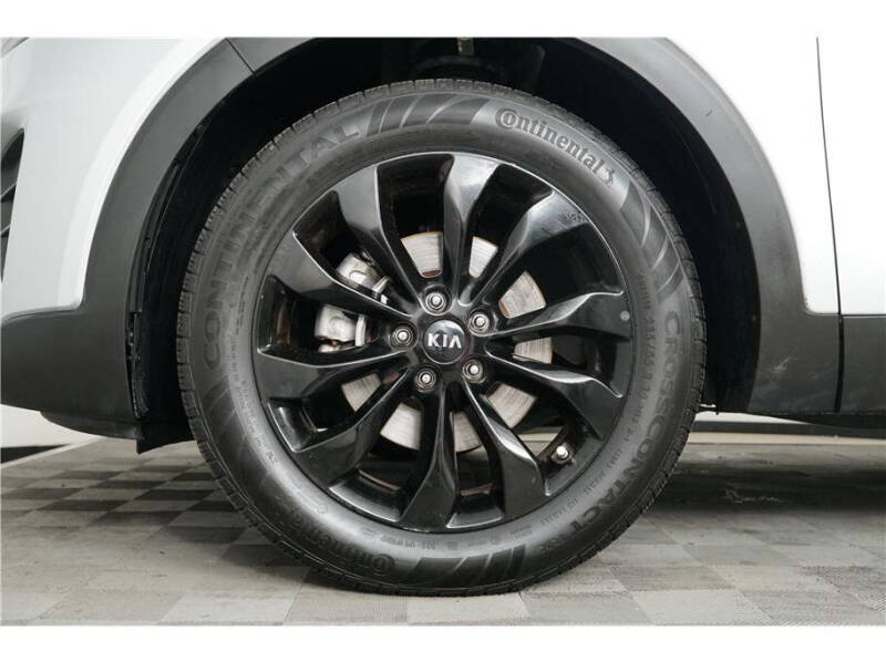 2020 Kia Sorento S V6