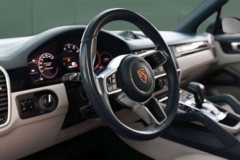2021 Porsche Cayenne E-Hybrid