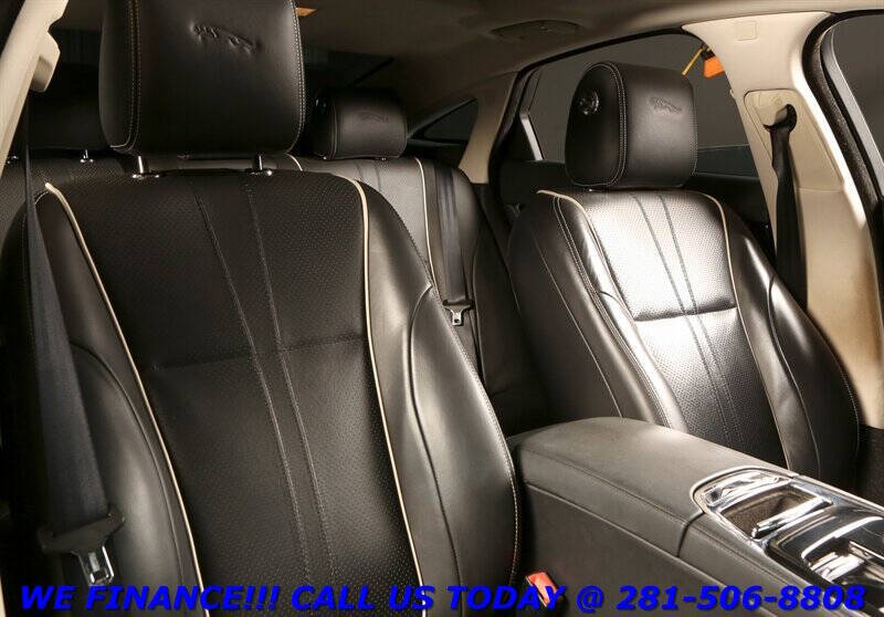 2016 Jaguar XJ R-Sport