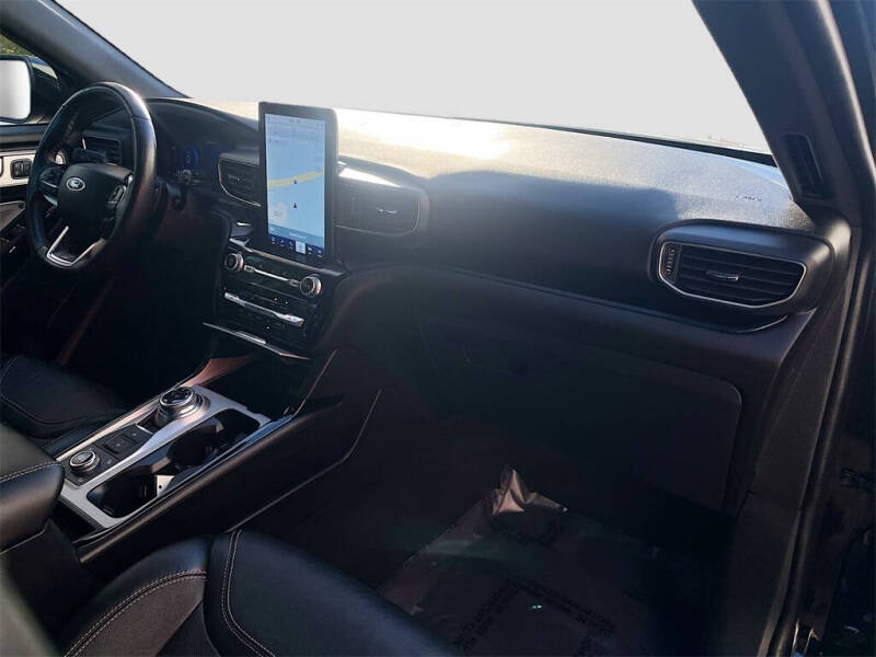 2022 Ford Explorer ST