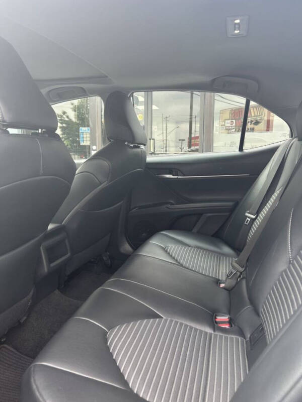 2019 Toyota Camry Hybrid