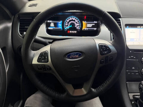 2018 Ford Taurus SEL