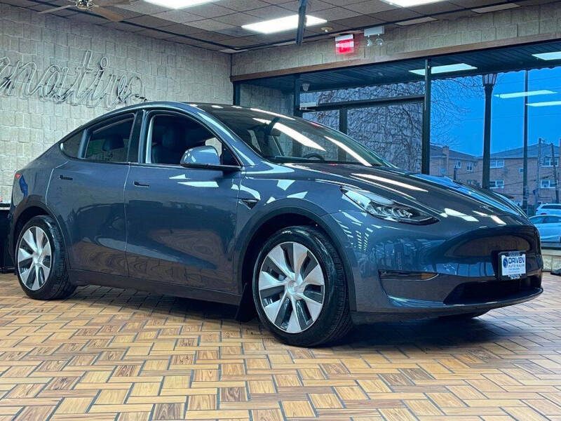 2023 Tesla Model Y Long Range