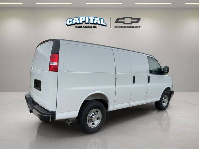 2025 Chevrolet Express 2500