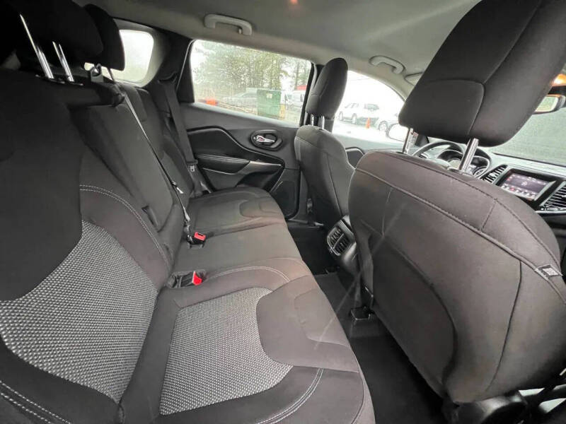 2021 Jeep Cherokee Latitude