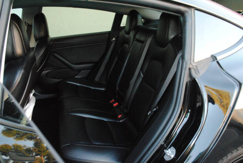 2019 Tesla Model 3 Performance