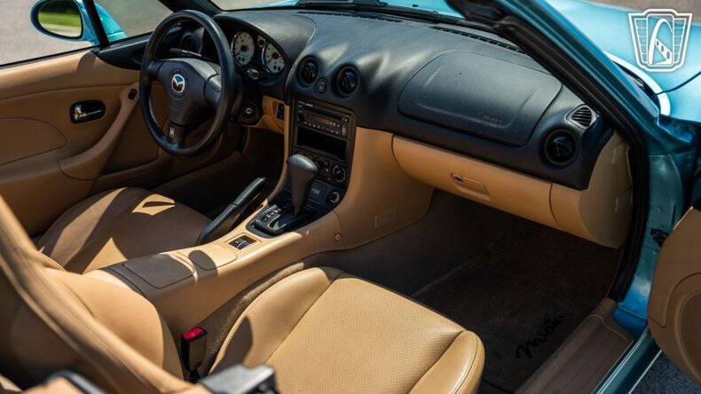 2001 Mazda MX-5 Miata