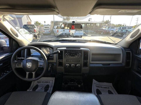 2012 RAM 1500 ST