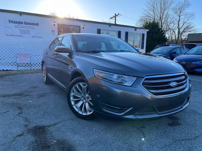 2015 Ford Taurus Limited photo 2