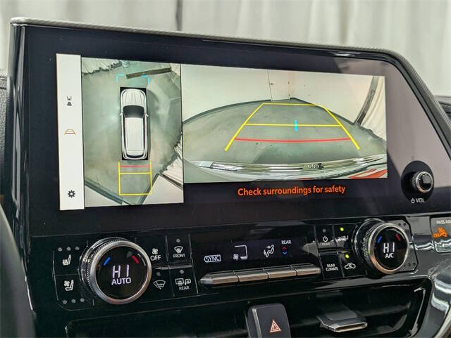 2023 Toyota Highlander Platinum