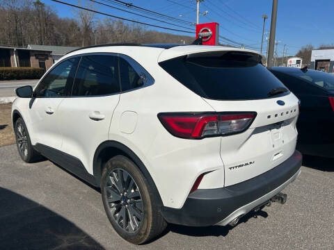 2020 Ford Escape Titanium