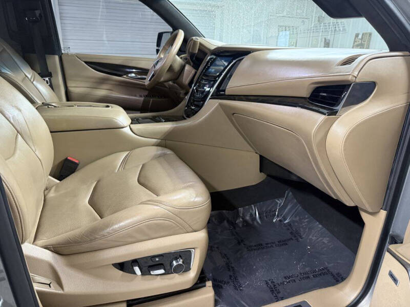 2018 Cadillac Escalade ESV Platinum