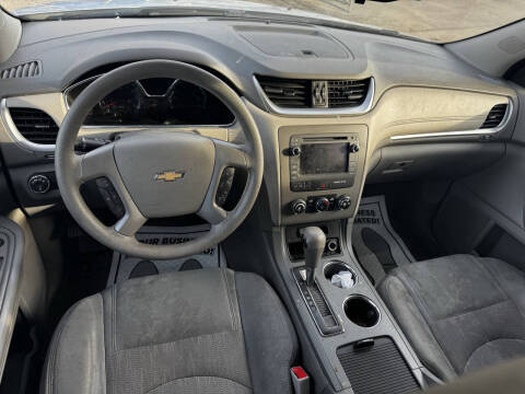 2017 Chevrolet Traverse LS