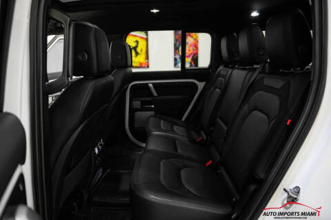 2023 Land Rover Defender 130 X-Dynamic SE