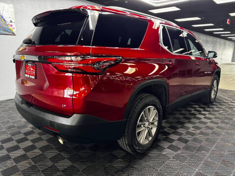 2022 Chevrolet Traverse LT Cloth