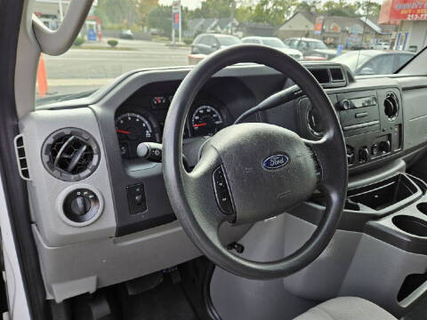 2014 Ford E-Series E-150