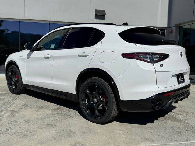 2026 Alfa Romeo Stelvio