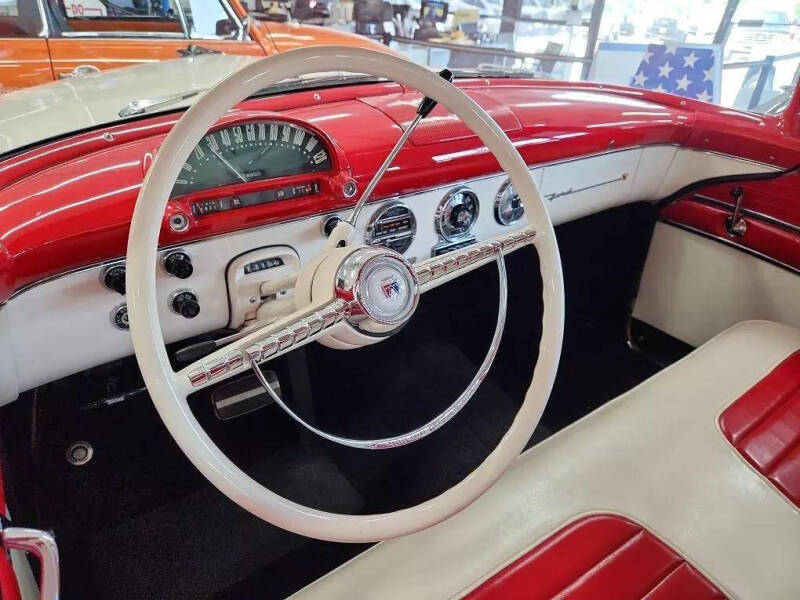 1955 Ford Crown Victoria