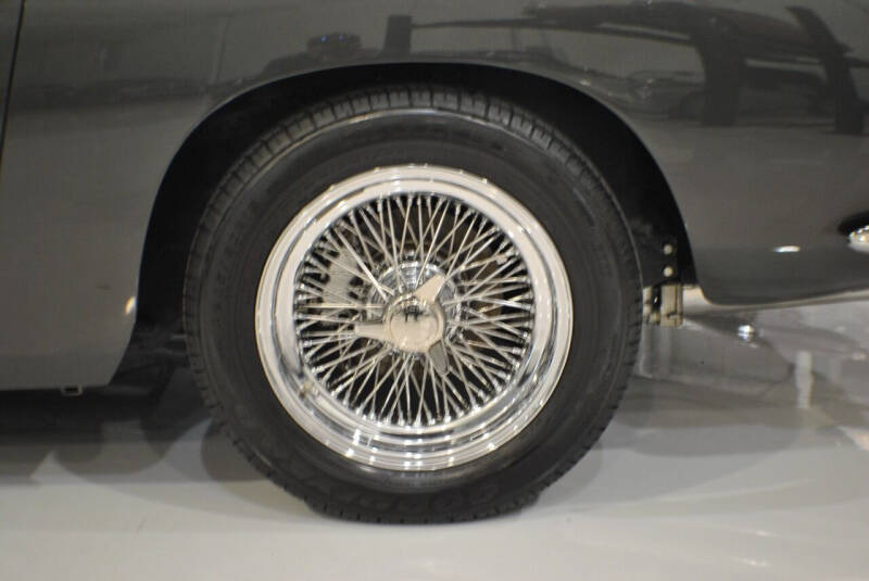 1966 Aston Martin DB6