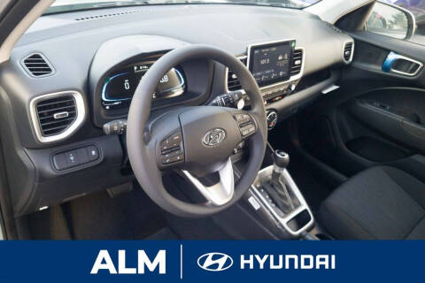 2026 Hyundai Venue SE
