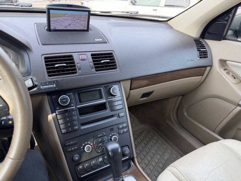 2010 Volvo XC90 3.2