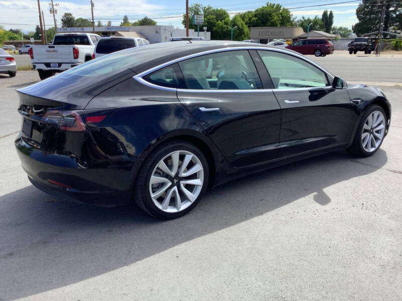 2019 Tesla Model 3 Standard Range Plus