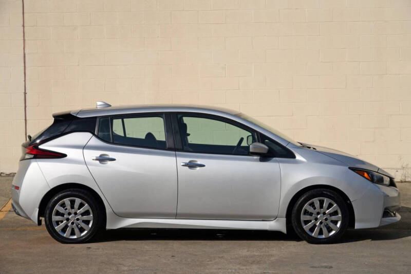 2023 Nissan LEAF S
