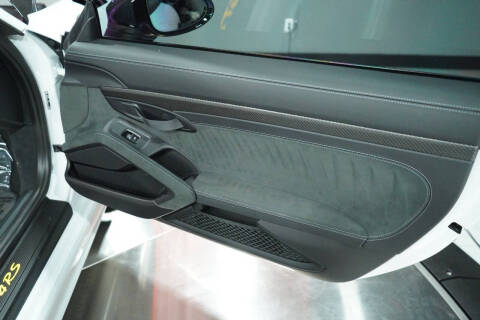 2023 Porsche 718 Cayman GT4 RS