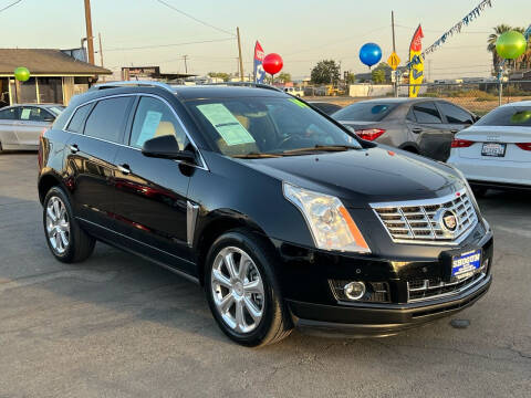 2014 Cadillac SRX for sale at Shogun Auto Center in Hanford CA