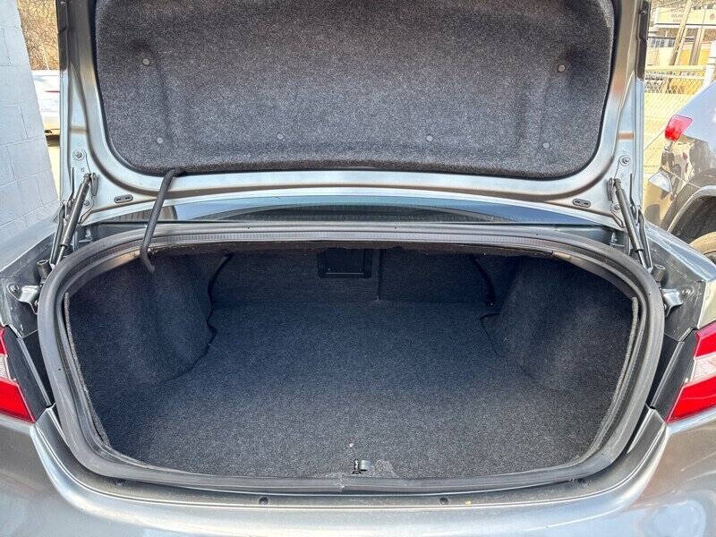 2012 Chrysler 200 Limited