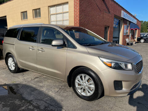 2016 Kia Sedona for sale at FREEDOM AUTO LLC in Wilkesboro NC
