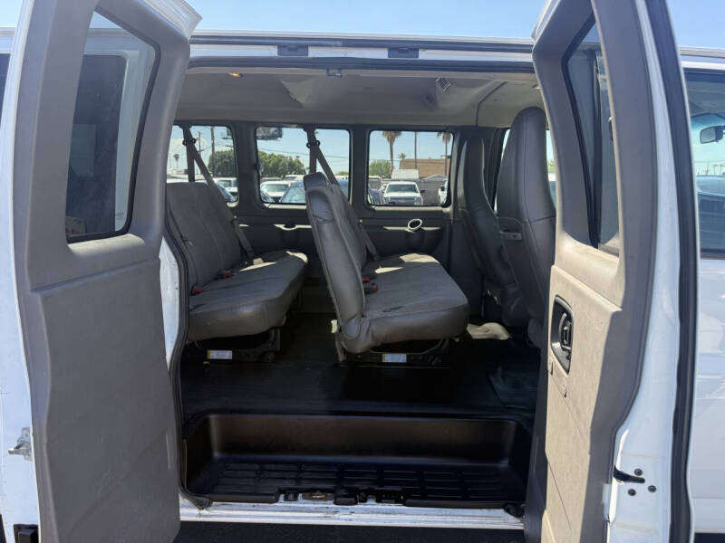 2018 GMC Savana LT 3500