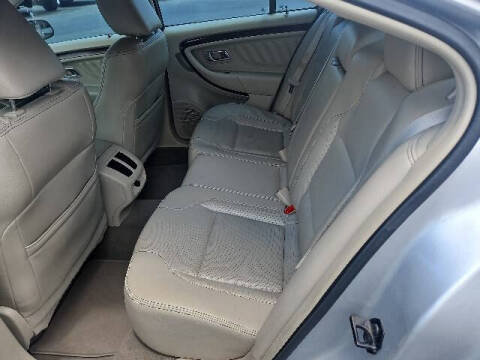 2011 Ford Taurus Limited