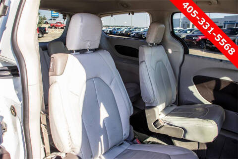 2021 Chrysler Pacifica Touring L